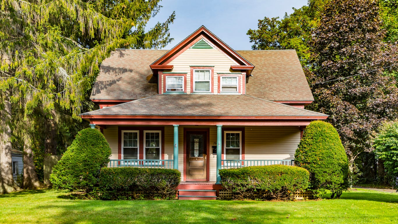 should i buy a house in 2019 or 2020